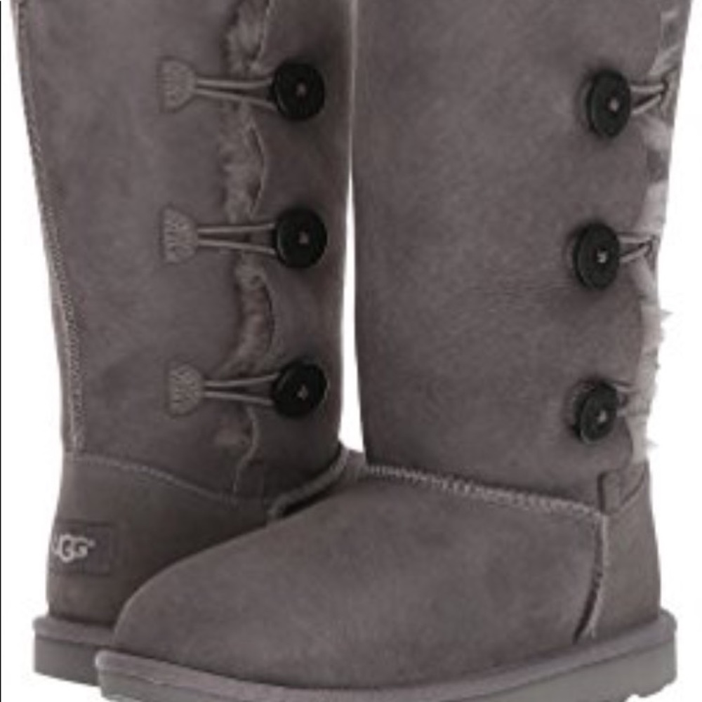 Grey ugg Bailey boots